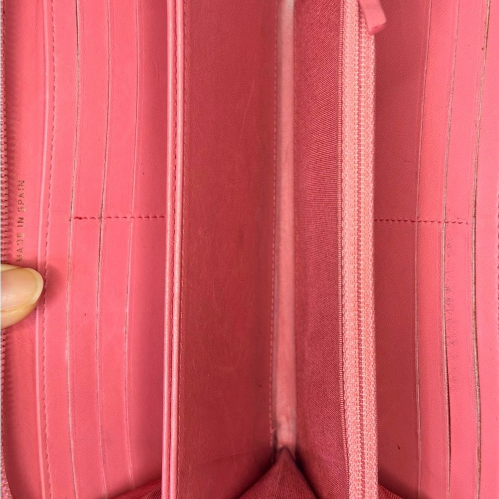 Chanel Pink Quilted Wallet on Chain - Picture 8 of 11